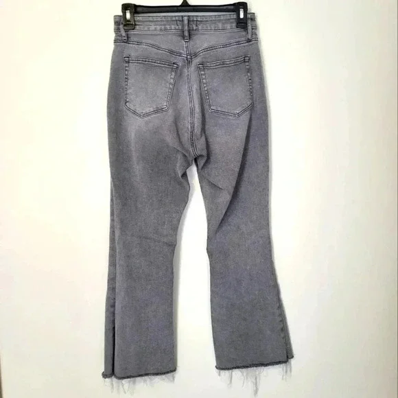 Loft Women's Curvy High Waist Kick Crop Raw Hem Gray Jeans 26/2 - Picture 2 of 10